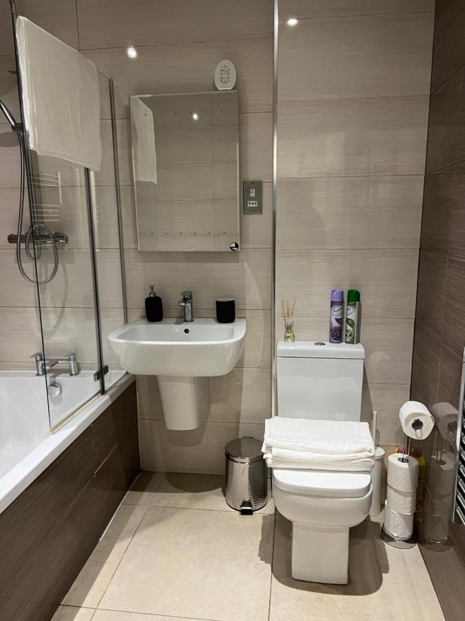 3Bed Flat 3Wc And Great Location Near Excel City Airport O2 And Canning Town Station Villa London Exterior photo