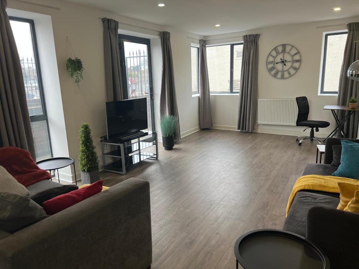 3Bed Flat 3Wc And Great Location Near Excel City Airport O2 And Canning Town Station Villa London Exterior photo